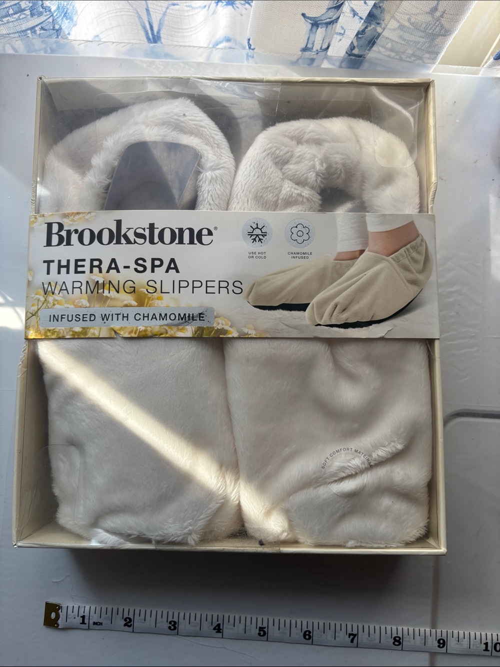 Brookstone Thera-Spa Warming Slippers - Cream/White Plush